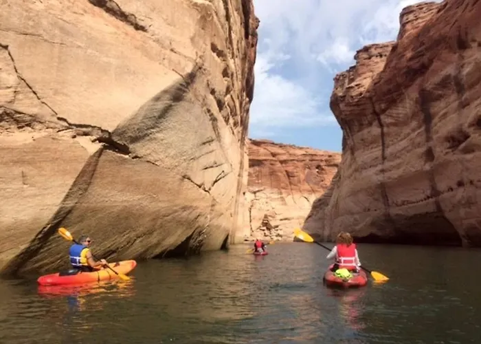 Large Family Retreat In Page, Arizona, Perfect For A Weekend Getaway For Large Groups *