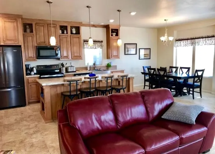 Large Family Retreat In Page, Arizona, Perfect For A Weekend Getaway For Large Groups Holiday home *