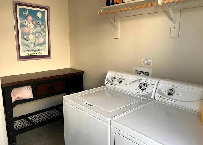 Large Family Retreat In Page, Arizona, Perfect For A Weekend Getaway For Large Groups Holiday home