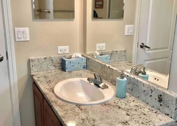 Large Family Retreat In Page, Arizona, Perfect For A Weekend Getaway For Large Groups Page